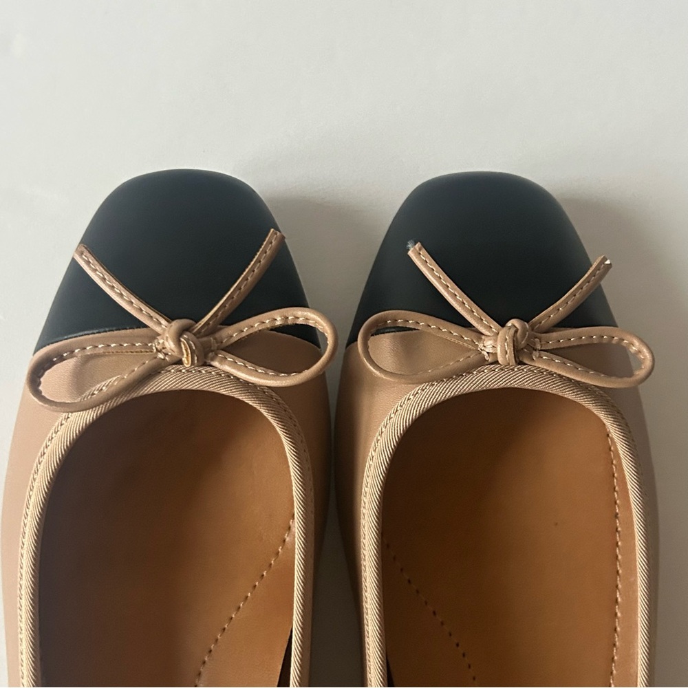 Dolce Vita Ballet Flats Black and Tan Size 9